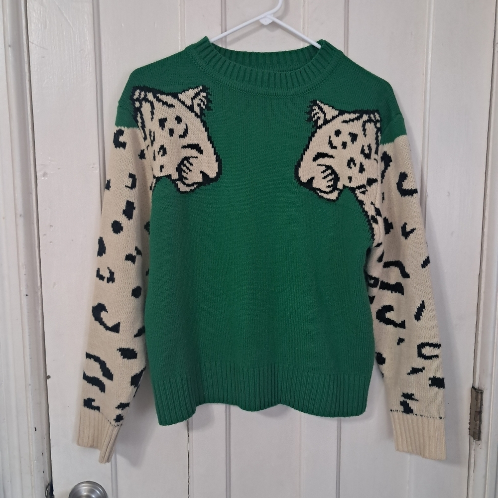 Snow Leopard Sweater - Picture 2 of 3